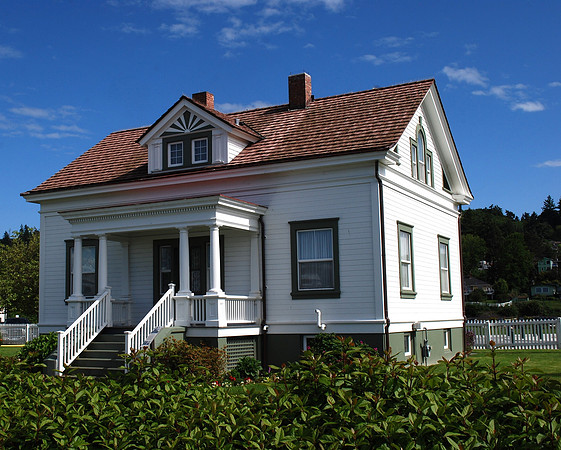 Mukilteo Carriage House to Lighthouse 240