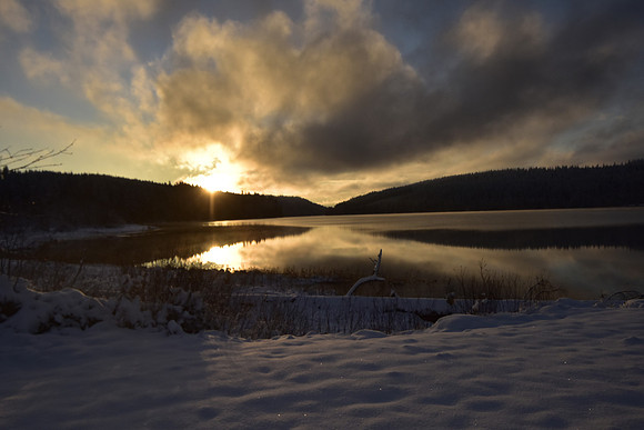 Sunrise 889