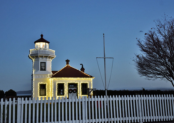 2020 c Mukilteo Lighthouse X-mas