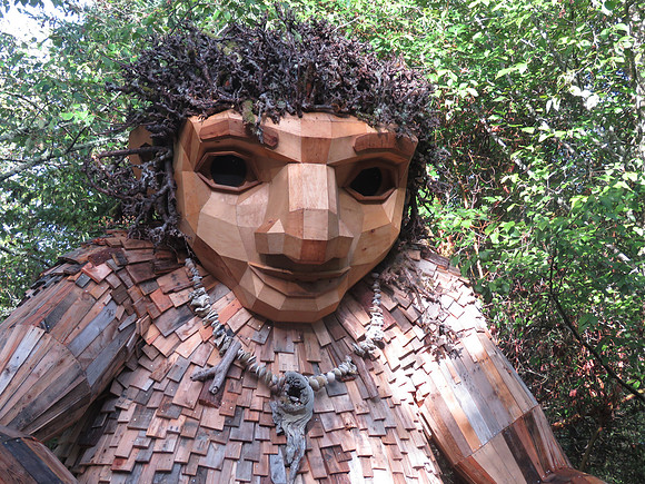 Pia the Troll A